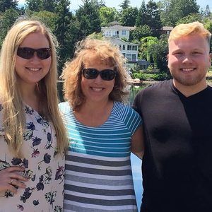 Meet your Posher, Lori